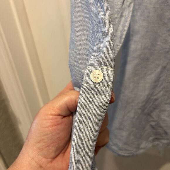 H&M Blue Striped Linen Rayon Button Up Top Blouse Women’s Sz 10 Beachy‎ Summer - Picture 4 of 8